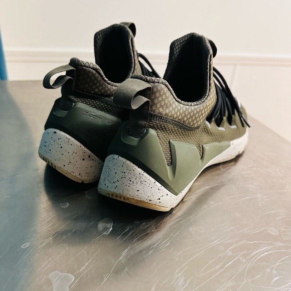 Same used - Picture 2 of 6